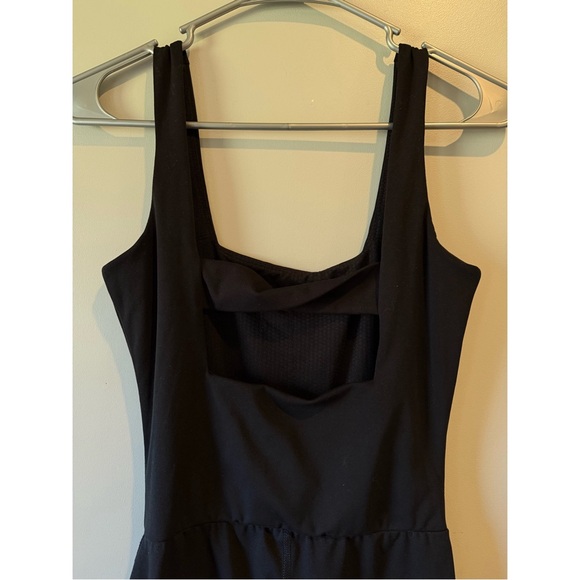 Women’s ‘T|S by Thrive’ athletic jumpsuit - Picture 3 of 4